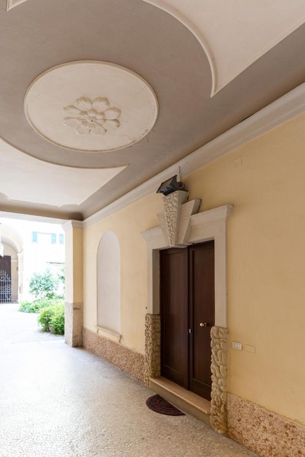 Rosa Luxury Apartment Verona Bagian luar foto