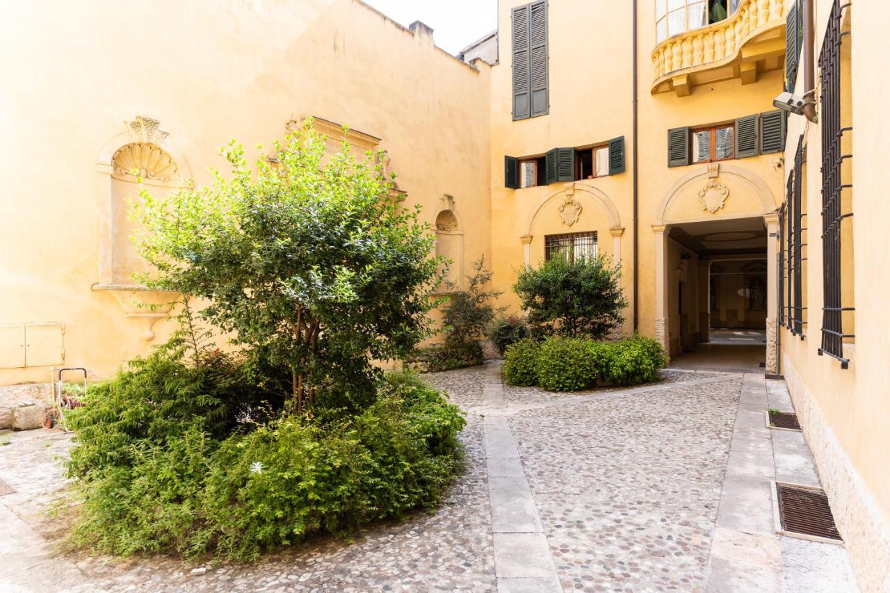 Rosa Luxury Apartment Verona Bagian luar foto